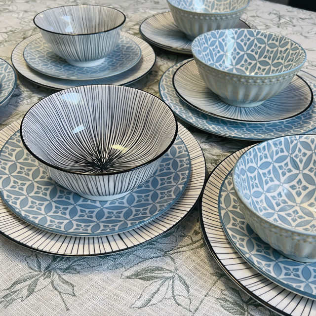 Dinner Set - Turquoise and Black - Image 2